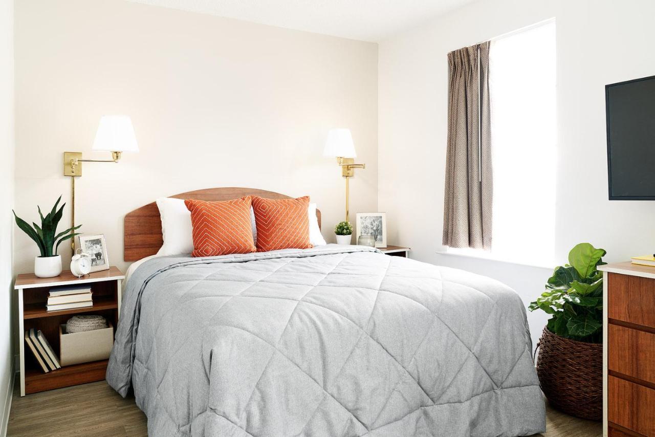 Intown Suites Extended Stay Baton Rouge La Denham Springs Exterior photo
