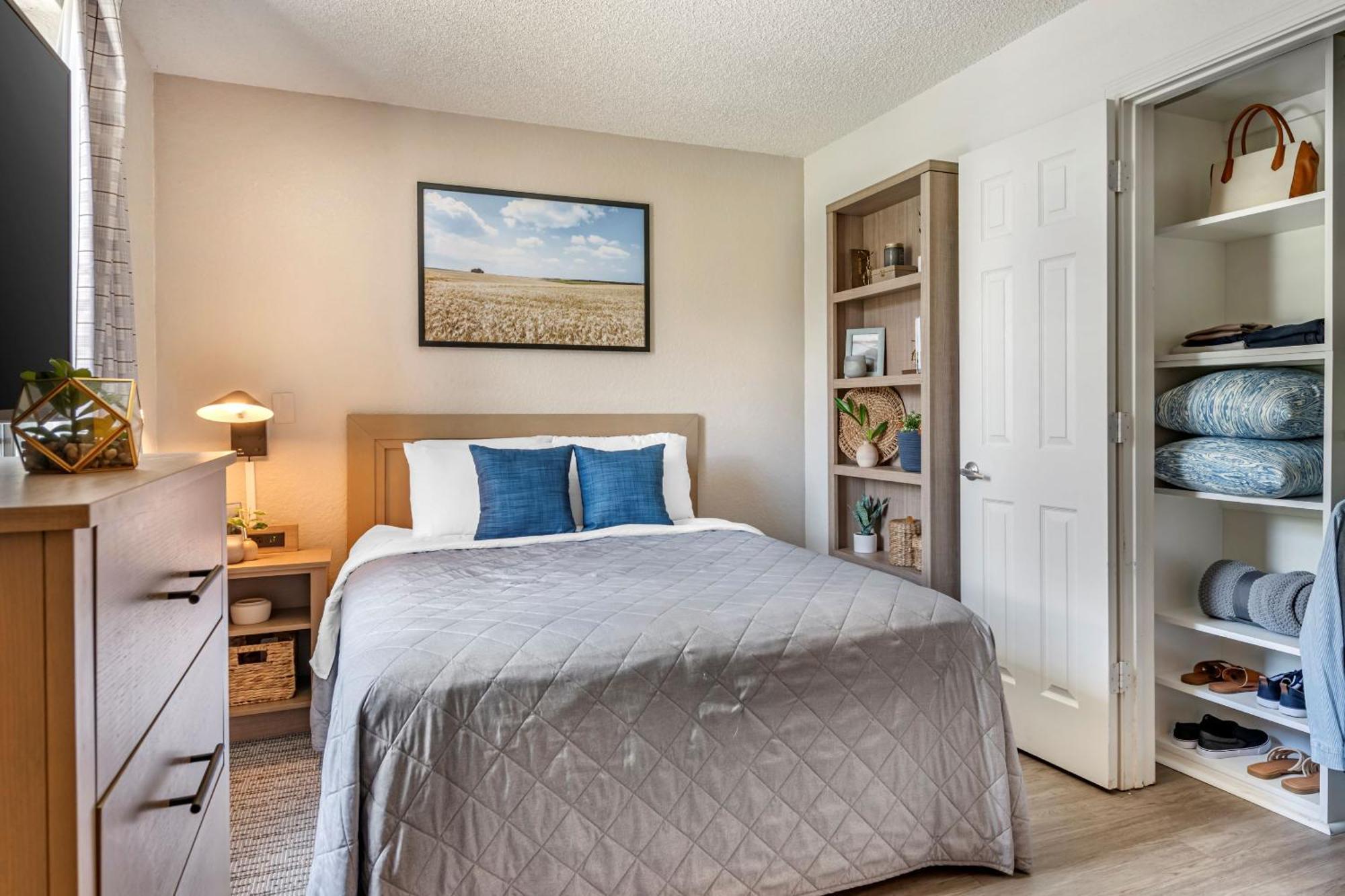 Intown Suites Extended Stay Baton Rouge La Denham Springs Exterior photo